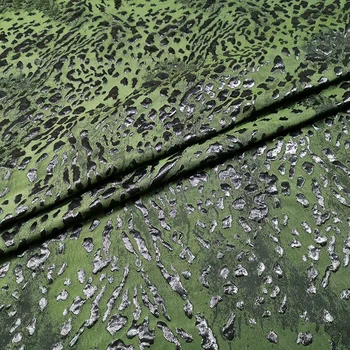 Жаккардовая парча Армейский зеленый Камуфляж с темным рисунком Демисезонное платье Тренчкот Костюм Дизайн своими руками Ткань Оптом